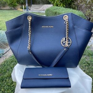 Michael Kors bag and wallet